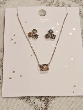 New - Loft Ivory Earring & Necklace Gift Set